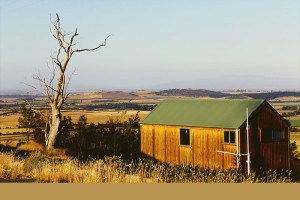 Poatina Mountain Cottage looking East
